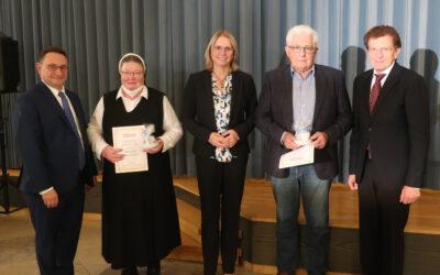 Auszeichnungen für Schwester Maria Elisabeth Marschalek und Hermann Kleinhans